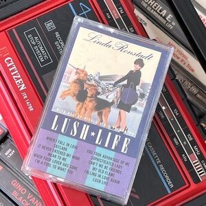 Vintage 1984 Linda Ronstadt Lush Life Cassette Tape